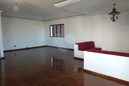 Casa à venda ou para alugar com 3 quartos, sendo 1 suíte, em Jardim São Bento, São Paulo, SP