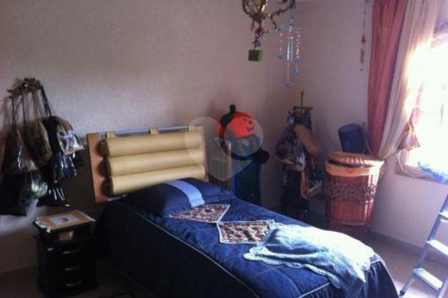 Sobrado à venda com 6 quartos, sendo 4 suítes, em Barro Branco (zona Norte), São Paulo, SP