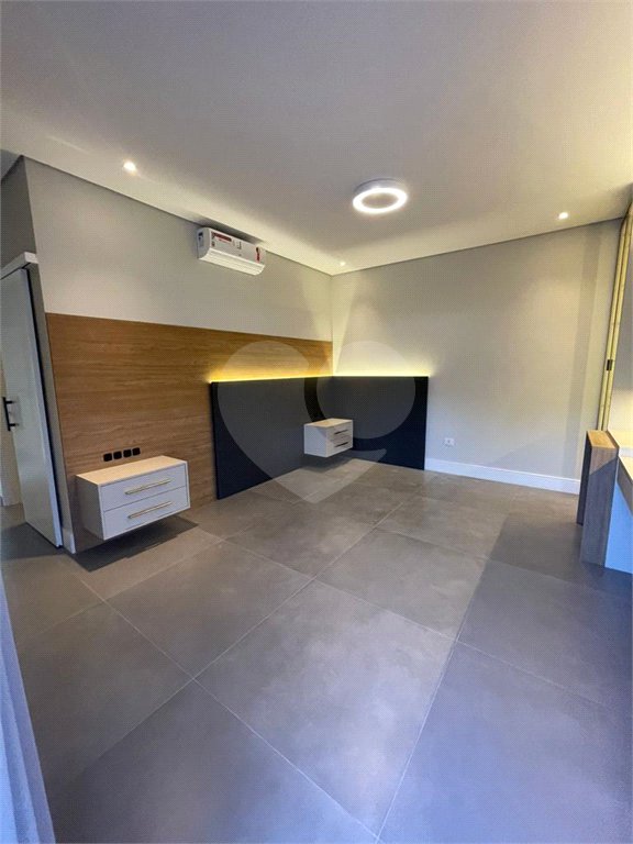 Casa à venda com 3 suítes no condomínio Residencial Granville, Atibaia - SP