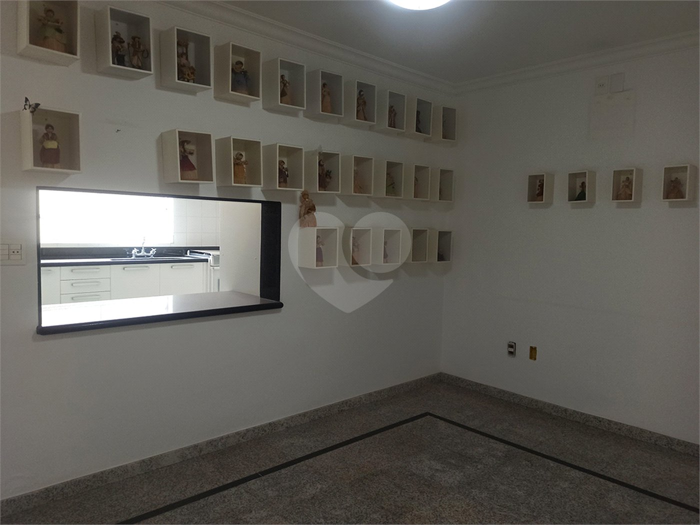 Casa à venda ou para alugar com 6 quartos, sendo 4 suítes, em Jardim Itaperi, Atibaia, SP