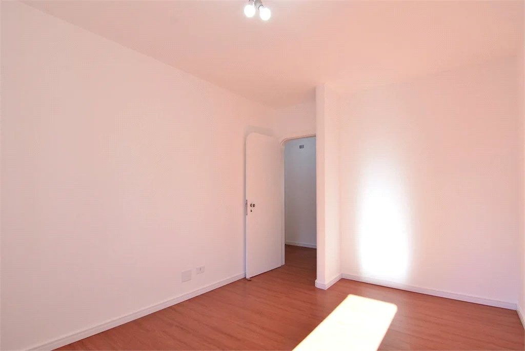 Apartamento à venda com 4 quartos, sendo 2 suítes, em Brooklin Paulista, São Paulo, SP