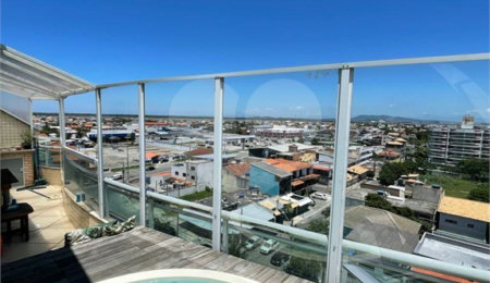 Cobertura à venda com 3 suítes em Braga, Cabo Frio, RJ