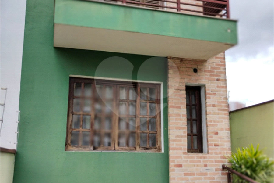 Sobrado à venda com 4 quartos, sendo 1 suíte,  em Butantã, São Paulo, SP