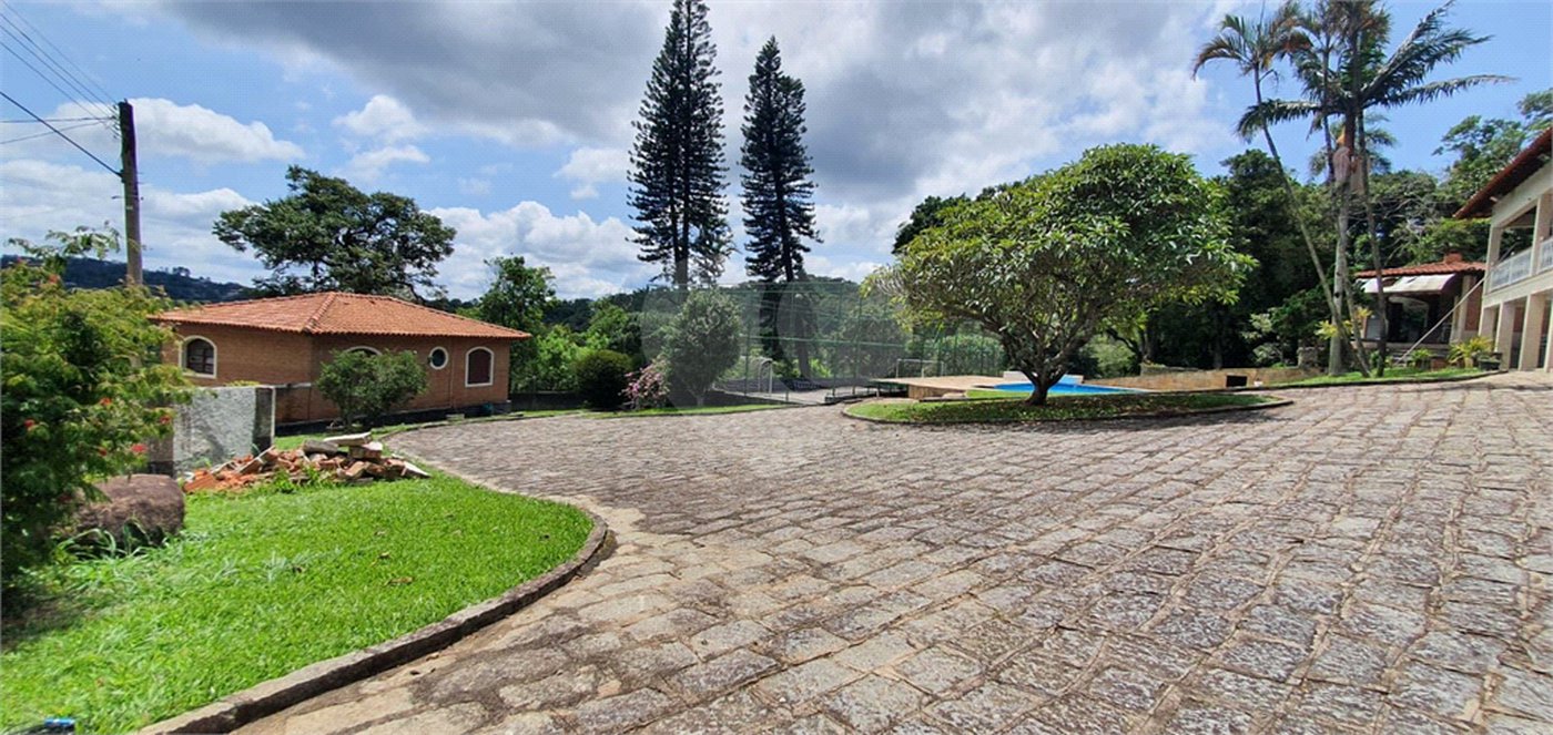 Chácara à venda com 2 quartos em Luiz Fagundes, Mairiporã, SP