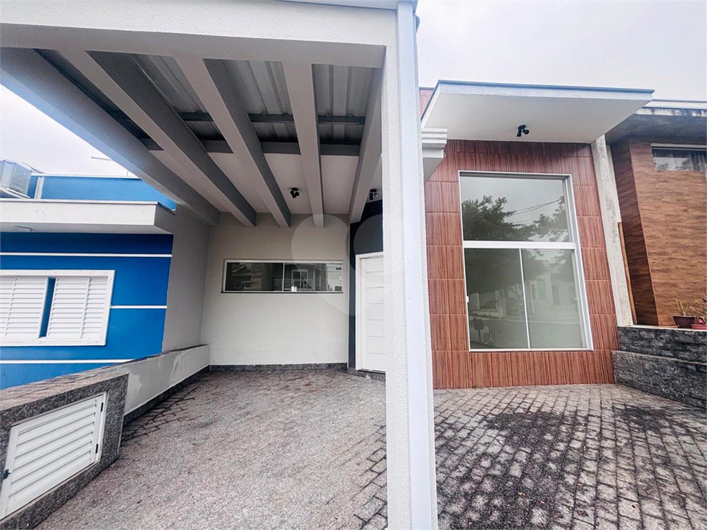 Casa à venda com 2 suítes no condomínio Horto Florestal III, Sorocaba - SP