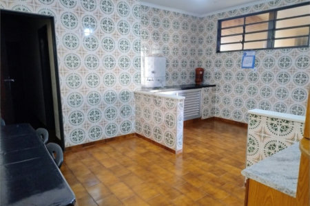Casa à venda com 3 quartos, sendo 1 suíte, em Vila Mariana, Ribeirão Preto, SP