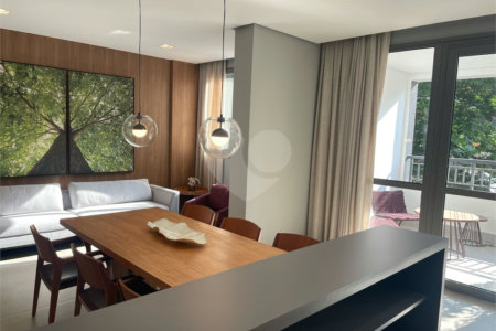 Apartamento à venda com 2 quartos, sendo 1 suíte, em Santo Amaro, São Paulo, SP