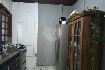 Casa à venda com 2 quartos, sendo 1 suíte, em Ressaca, Atibaia, SP