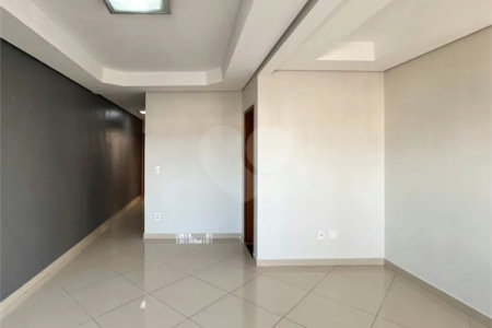 Casa à venda com 3 suítes em Água Fria, São Paulo, SP