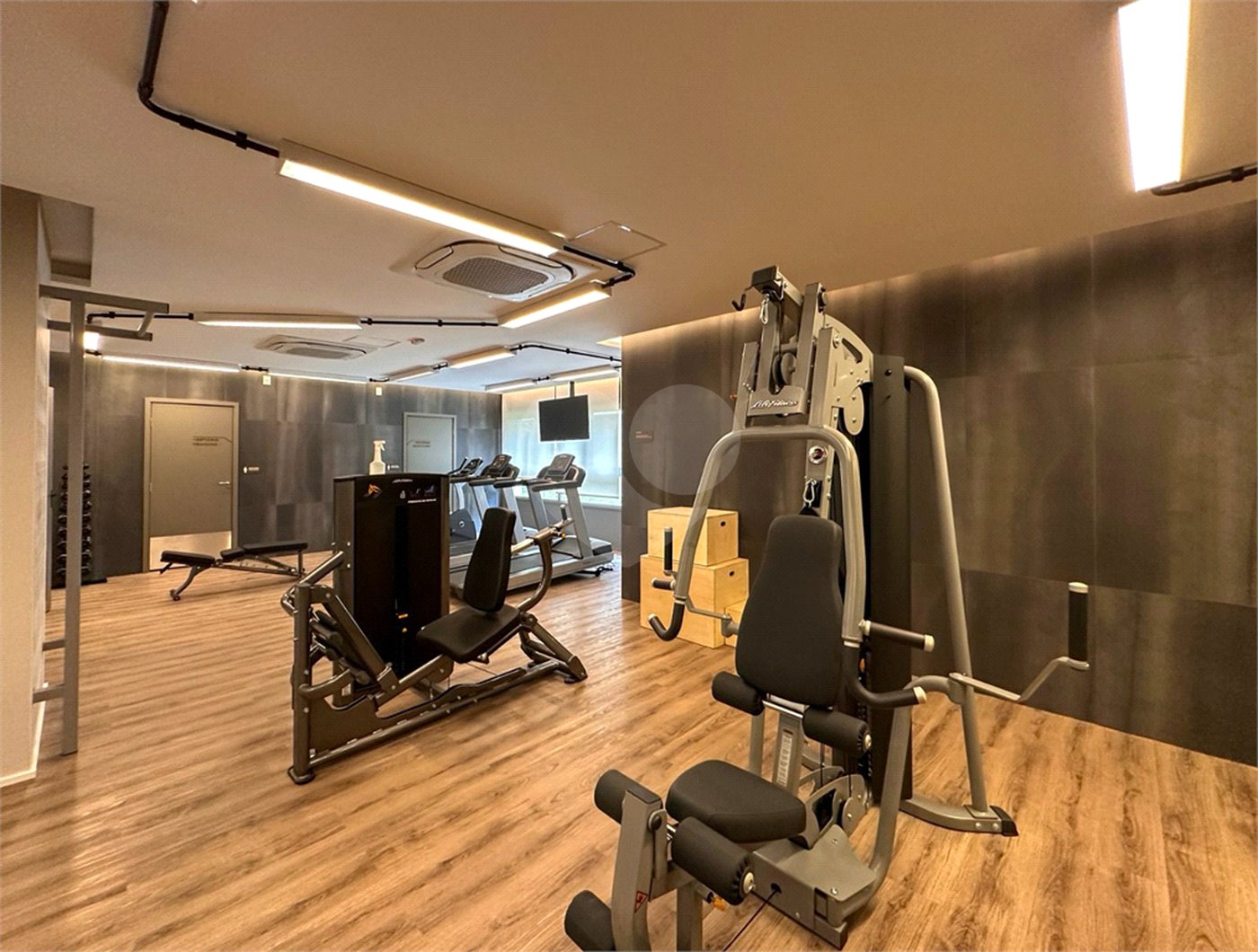 Apartamento à venda ou para alugar com 1 suíte em Campo Belo, São Paulo, SP