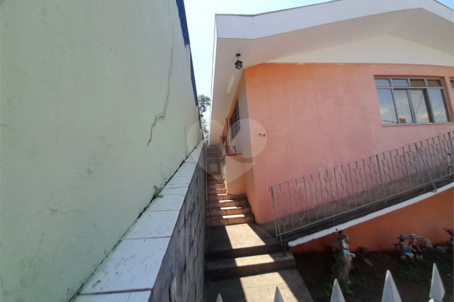 Casa à venda com 3 quartos, sendo 1 suíte, no Centro, Serra Negra, SP