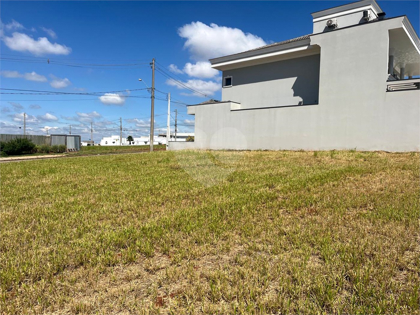Terreno à venda em Loteamento Residencial Golden Ville, Itapetininga, SP