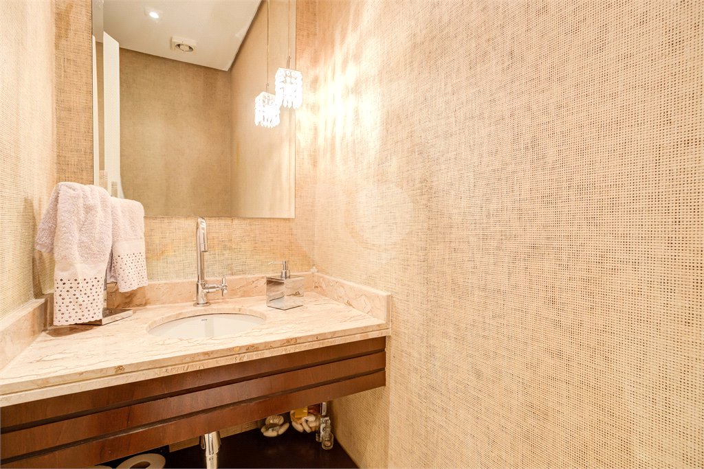 Apartamento à venda com 4 suítes em Brooklin Paulista, São Paulo, SP