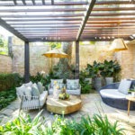 Casa à venda com 4 suítes no condomínio Vila Flora, São Paulo - SP