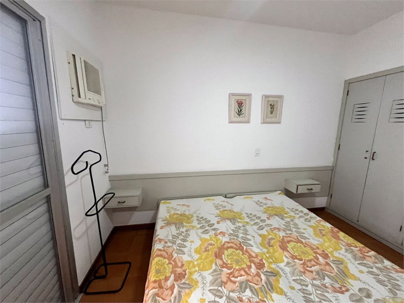 Apartamento com 3 dormitórios à venda, 100 m² por R$ 650.000,00 - Pitangueiras - Guarujá/SP