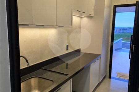 Casa à venda com 3 suítes no condomínio Jardim Residencial Dona Maria Candida, Indaiatuba - SP