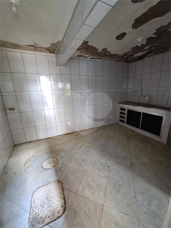 Casa à venda com 5 quartos em Santíssimo, Rio de Janeiro, RJ