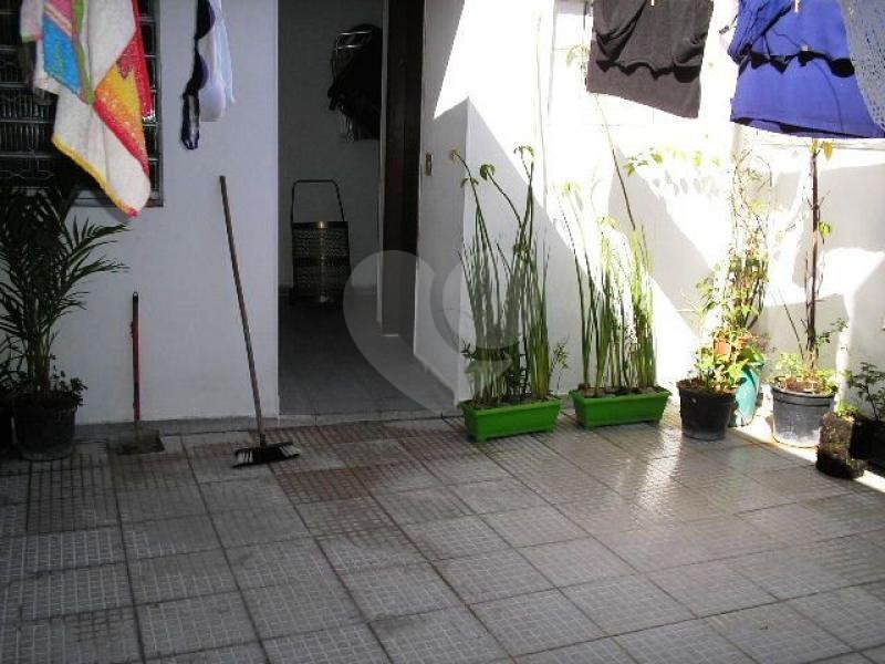 Sobrado à venda com 4 quartos, sendo 1 suíte, em Vila Nivi, São Paulo, SP