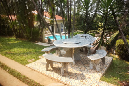 Chácara à venda ou para alugar com 3 quartos, sendo 1 suíte, em Chácaras Polozzi, Louveira, SP