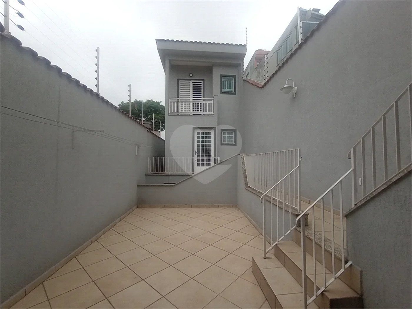 Sobrado à venda com 3 quartos, sendo 1 suíte, em Vila Gustavo, São Paulo, SP