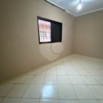 Casa à venda com 3 quartos, sendo 1 suíte, em Vila Valença, São Vicente, SP