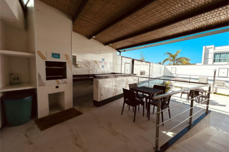 Apartamento à venda com 2 suítes, em Taperapuan, Porto Seguro, BA