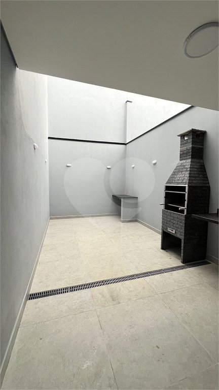 Sobrado à venda com 3 quartos, sendo 1 suíte, em Vila Nova Cachoeirinha, São Paulo, SP