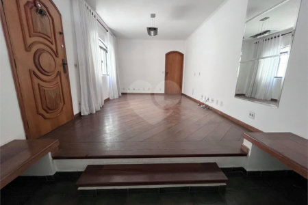 Casa à venda com 3 quartos, sendo 1 suíte, em Jardim São Paulo(zona Norte), São Paulo, SP