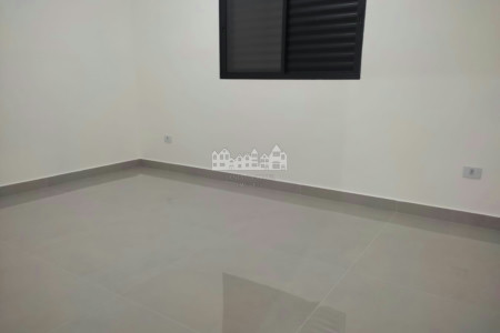 Casa térrea à venda com 3 quartos, sendo 1 suíte, em Loteamento Parque Residencial Serras de Atibaia II, Atibaia - SP