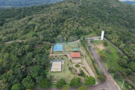 Terreno à venda no condomínio Jardim Primavera, Louveira - SP