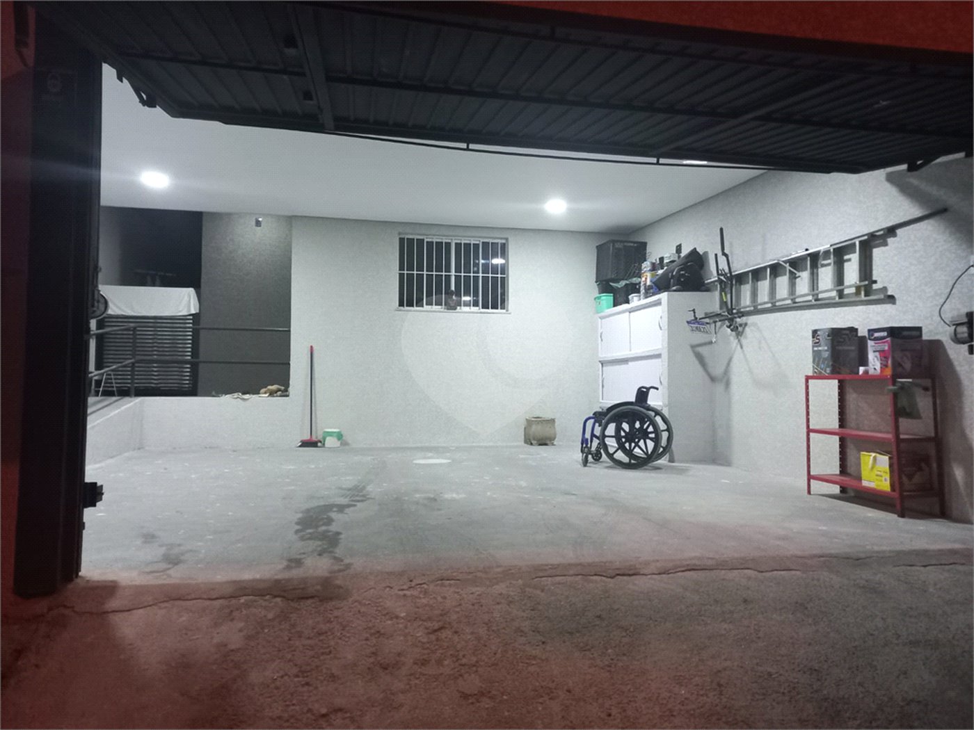 Sobrado à venda com 3 quartos, sendo 1 suíte,  em Villa Di Cesar, Mogi das Cruzes, SP