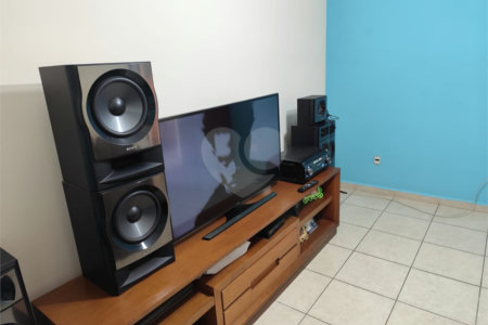 Sobrado à venda com 3 quartos, sendo 2 suítes, em Vila Romão, Salto, SP