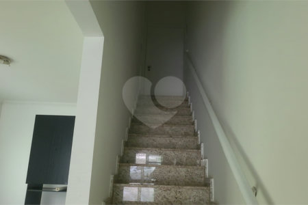 Casa à venda com 2 suítes, em Cidade Nova Arujá, Arujá, SP