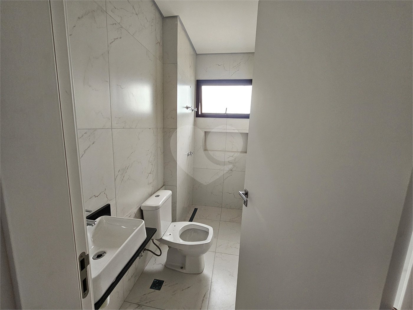 Apartamento à venda com 3 quartos, sendo 1 suíte, em Vila Lucy, Sorocaba, SP