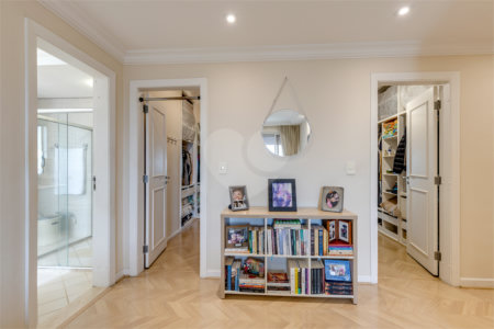 Apartamento à venda com 4 suítes em Jardim Marajoara, São Paulo, SP