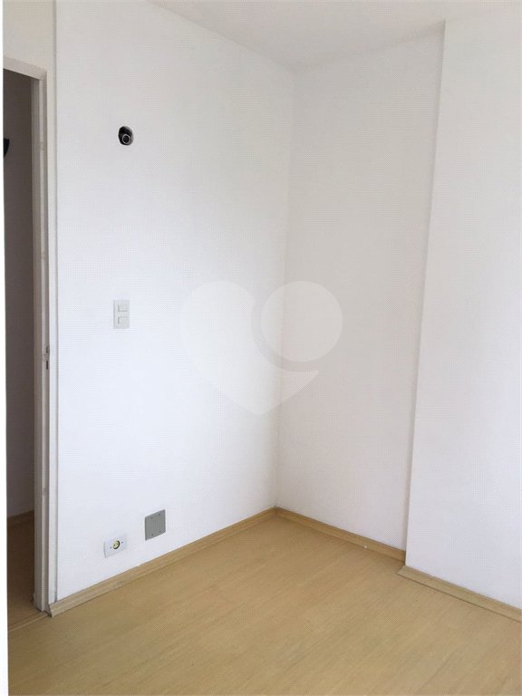 Apartamento à venda com 3 quartos, sendo 1 suíte, em Jardim Parque Morumbi, São Paulo, SP