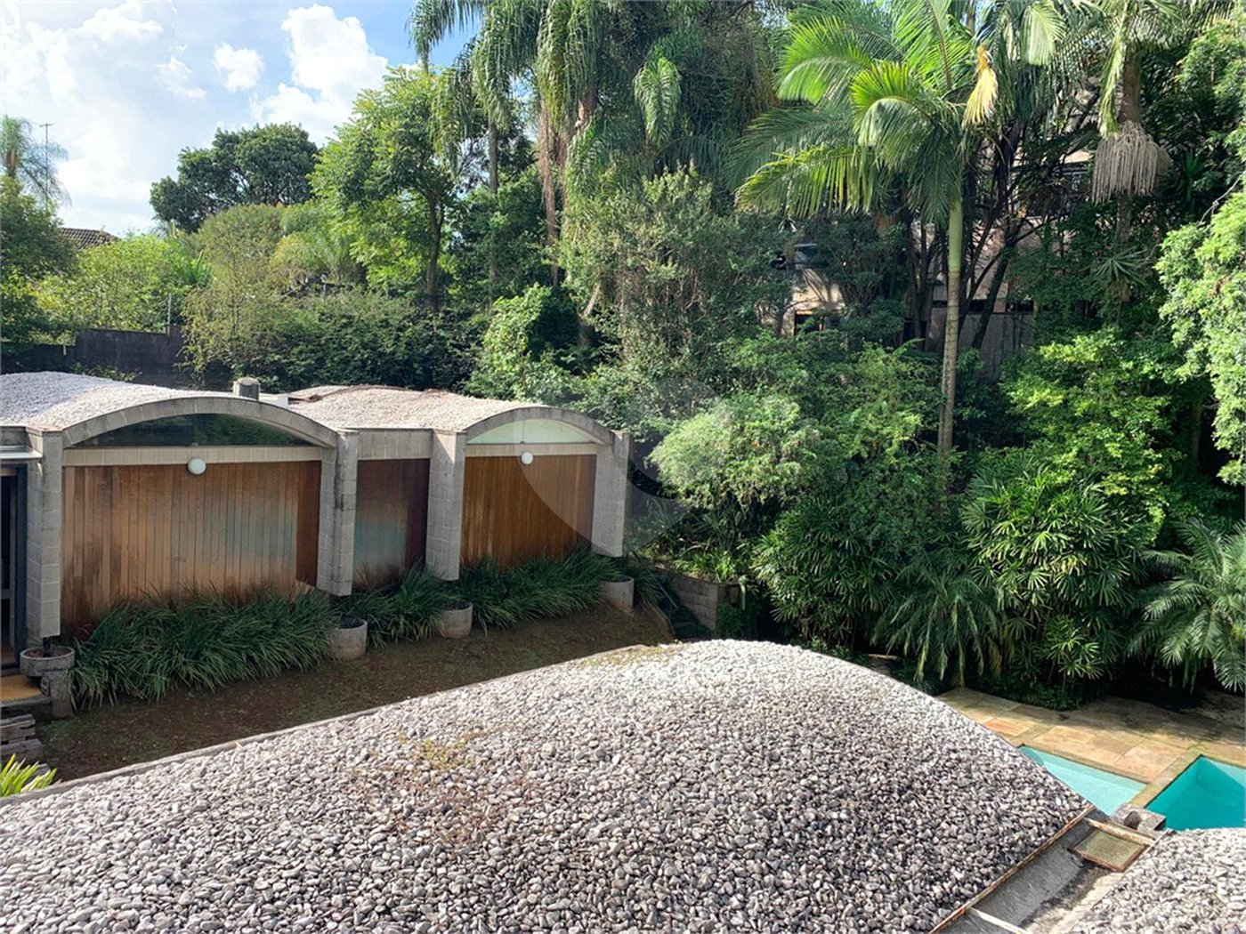 Casa à venda com 5 quartos, sendo 3 suítes, em Morumbi, São Paulo, SP