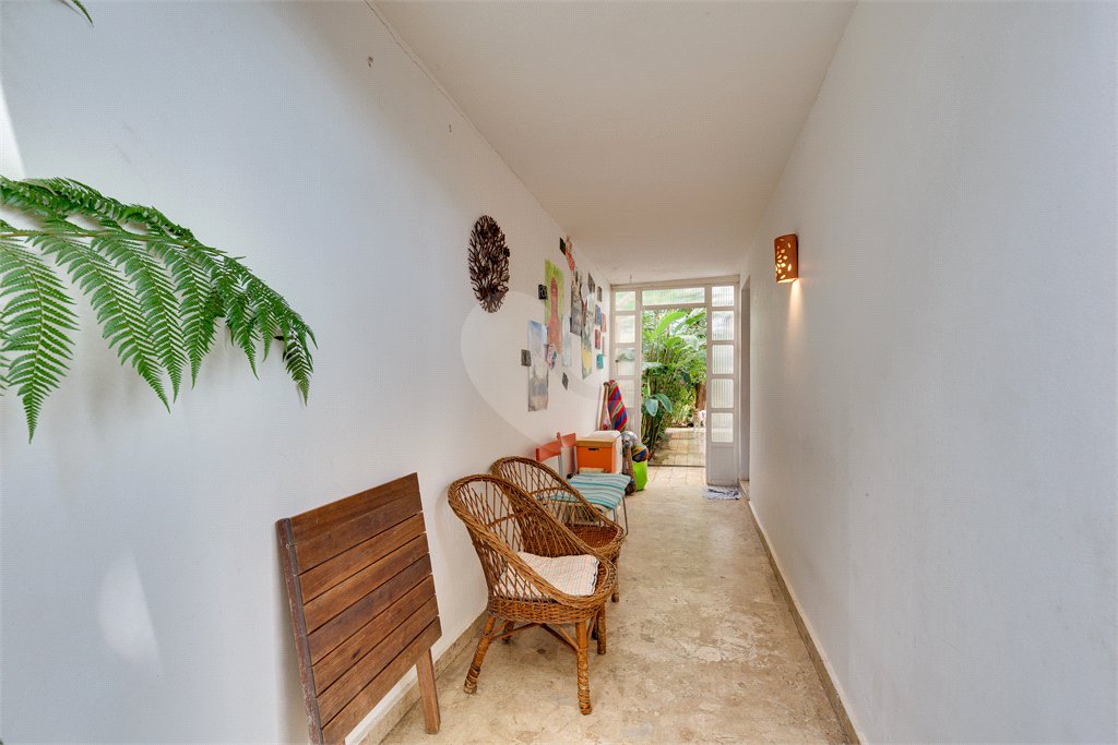 Casa de Vila à venda com 3 quartos, sendo 1 suíte, em Alto da Boa Vista, São Paulo, SP