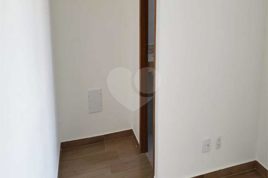 Sobrado à venda com 3 quartos, sendo 1 suíte, em Vila Romero, São Paulo, SP
