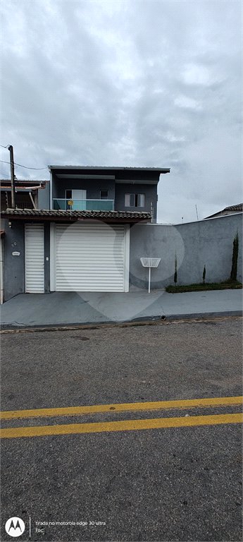 Sobrado à venda com 3 suítes em Jardim das Palmeiras, Atibaia, SP