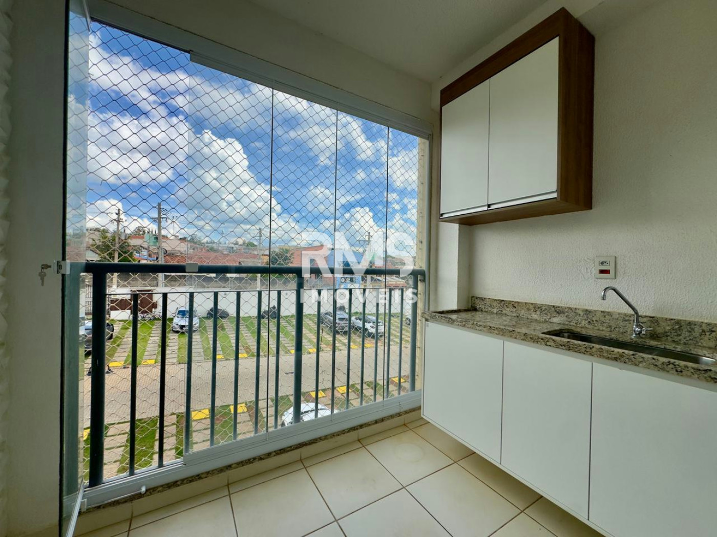Apartamento à venda com 3 quartos, sendo 1 suíte, no condomínio Residencial Ilhas Mediterrâneo, Itu - SP