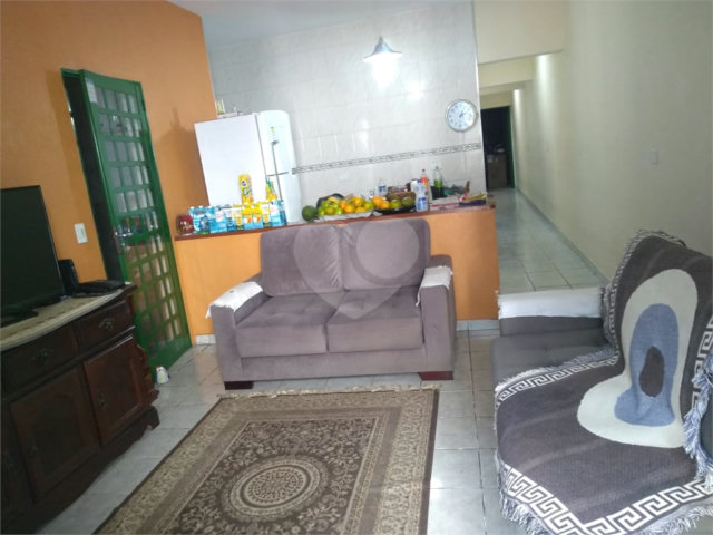 Sobrado à venda com 2 quartos em Jaraguá, São Paulo, SP