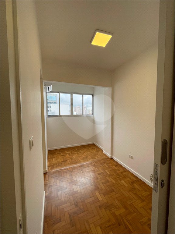 Apartamento à venda com 3 quartos em Vila Mariana, São Paulo, SP