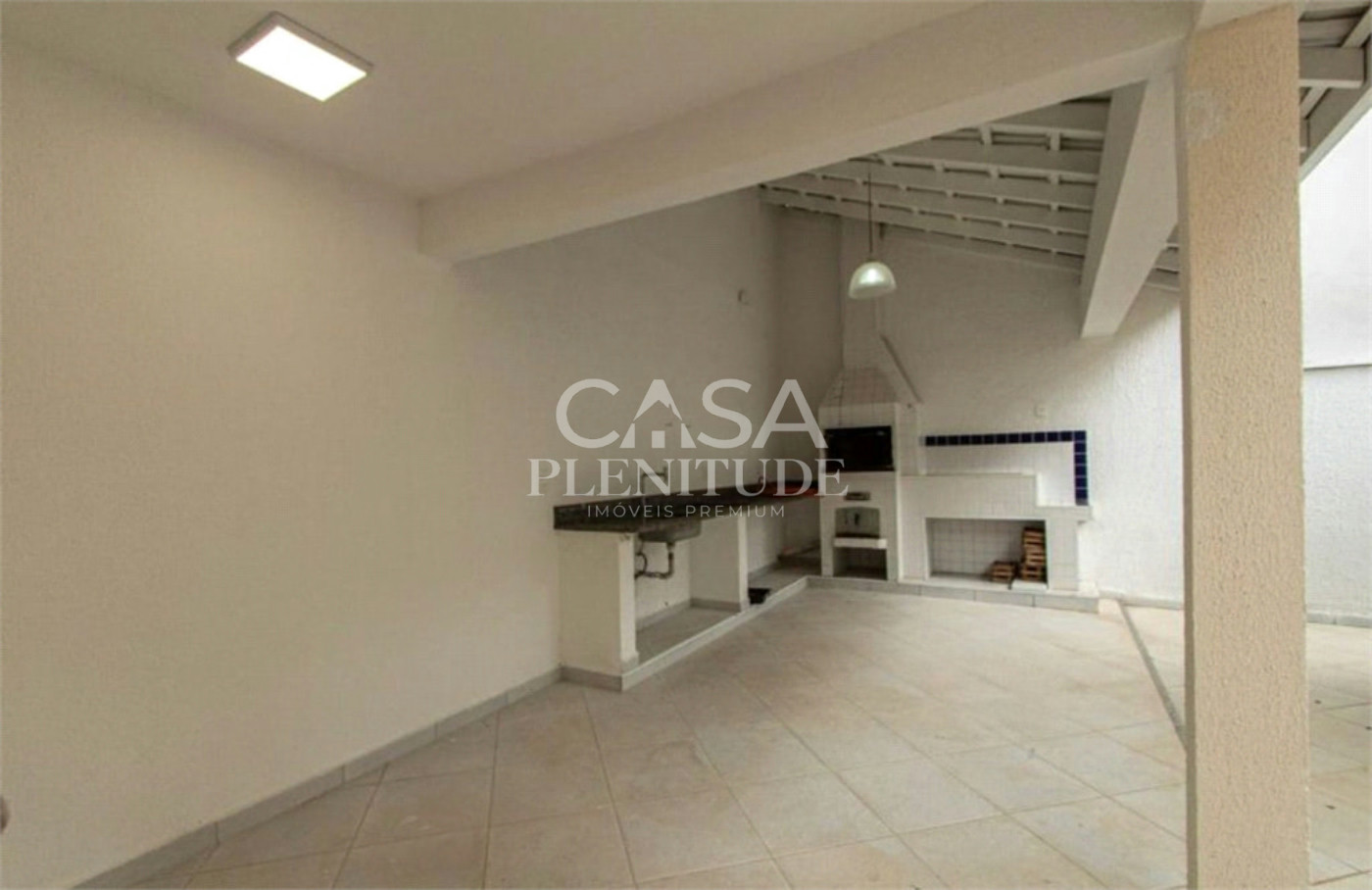 Casa em condomínio à venda com 3 quartos, sendo 2 suítes, em Granja Olga Ii, Sorocaba, SP