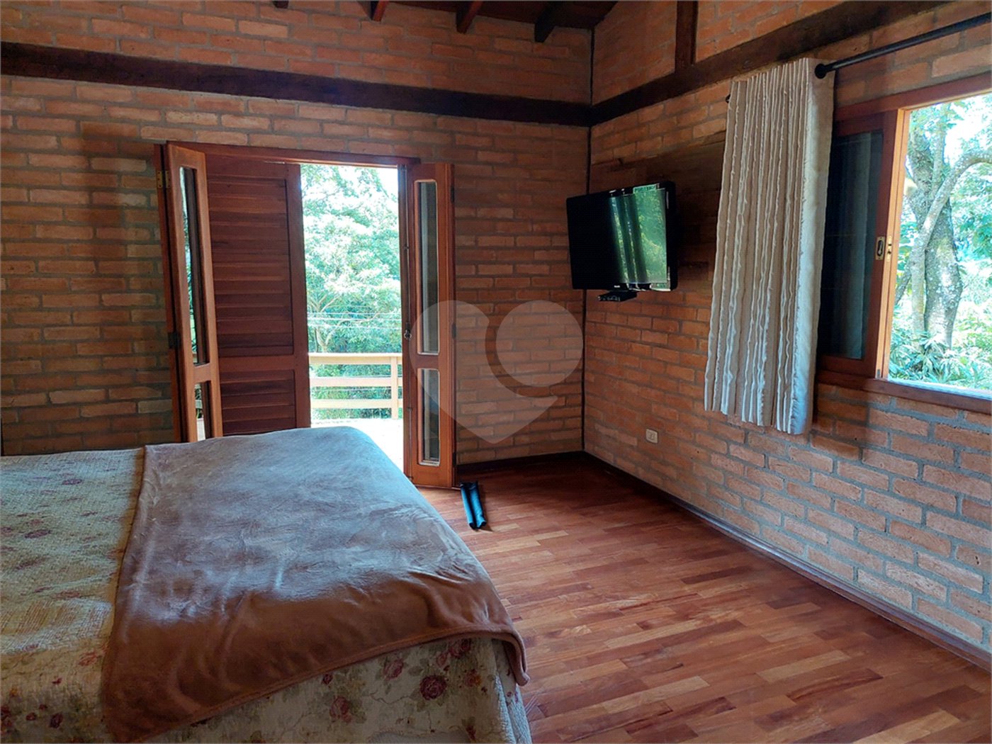 Casa à venda com 3 suítes em Roseira, Mairiporã, SP