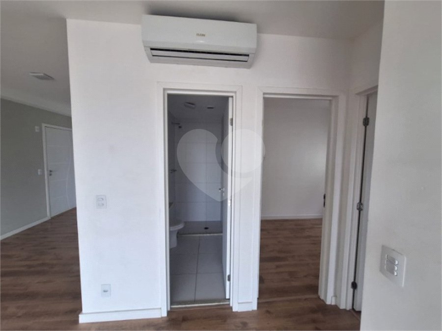 Apartamento à venda com 2 quartos, sendo 1 suíte,  em Vila Esperança, São Paulo, SP