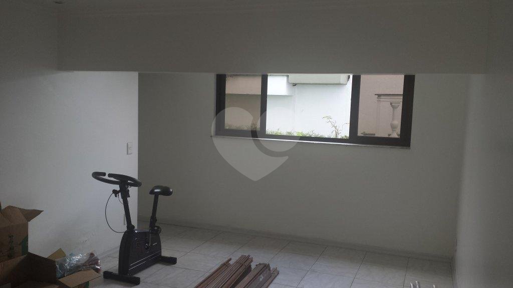 Casa à venda com 3 suítes em Jardim Franca, São Paulo, SP