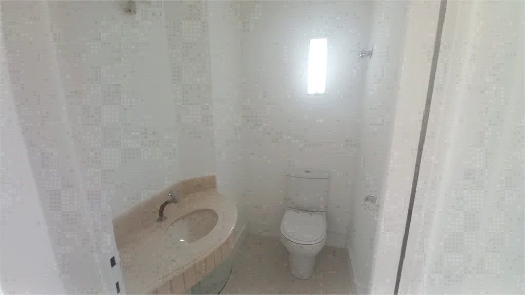 Apartamento à venda com 3 quartos, sendo 1 suíte, em Vila Andrade, São Paulo, SP