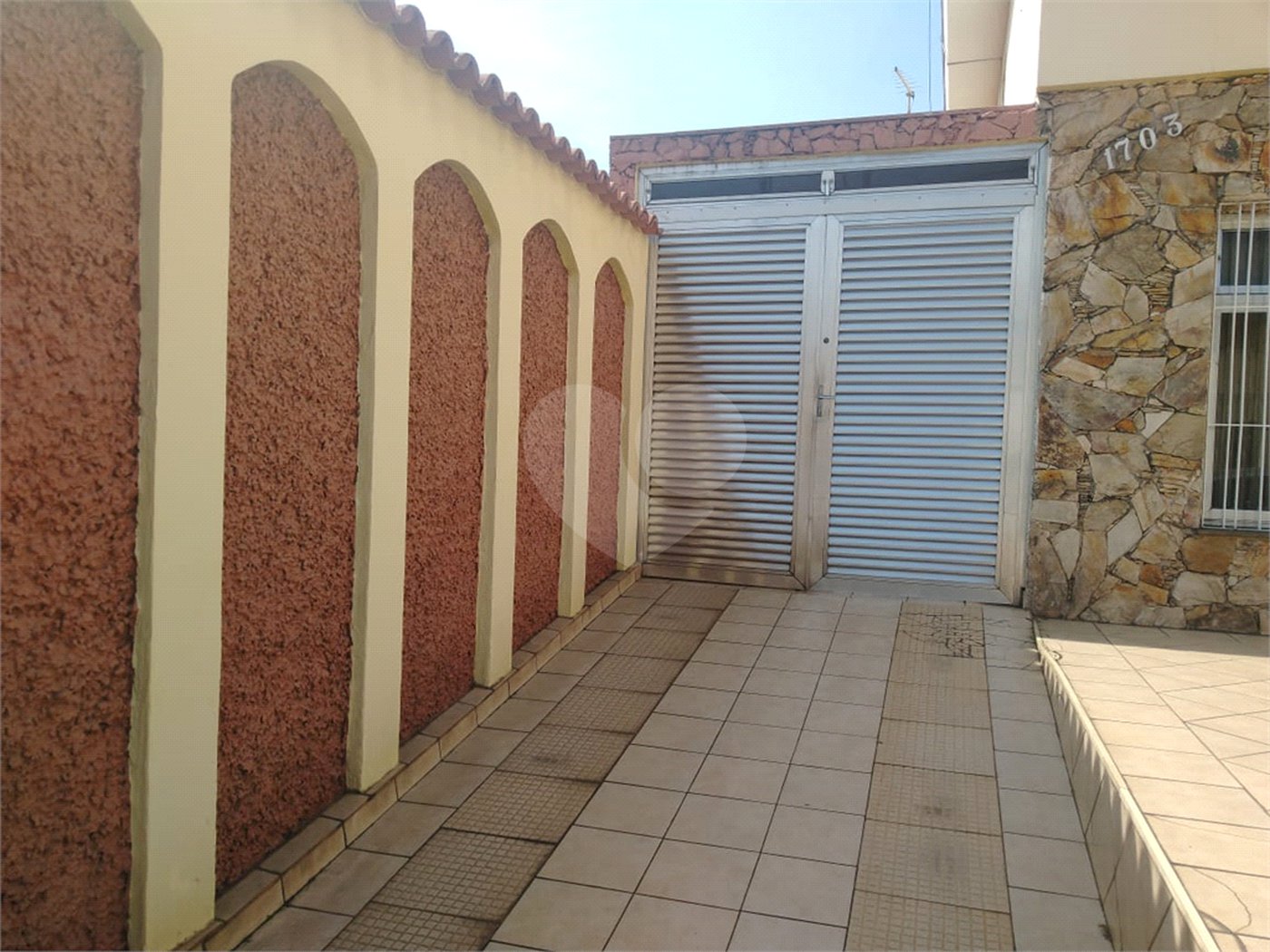 Casa à venda com 4 quartos, sendo 1 suíte,  em Vila Gustavo, São Paulo, SP