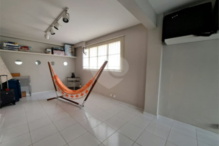 Apartamento à venda com 3 suítes em Campo Belo, São Paulo, SP